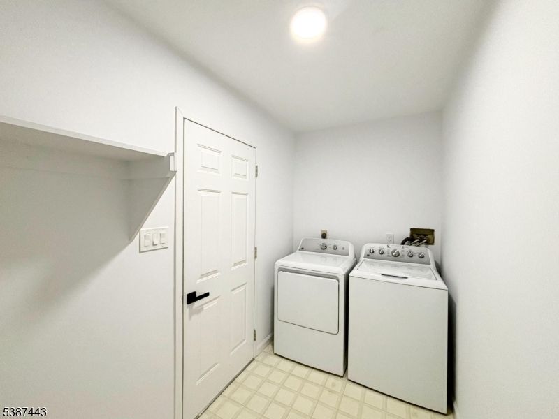 Interior, Recessed Lighting, Washer