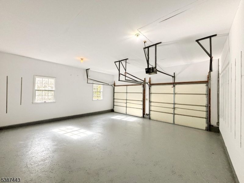 Garage, Interior