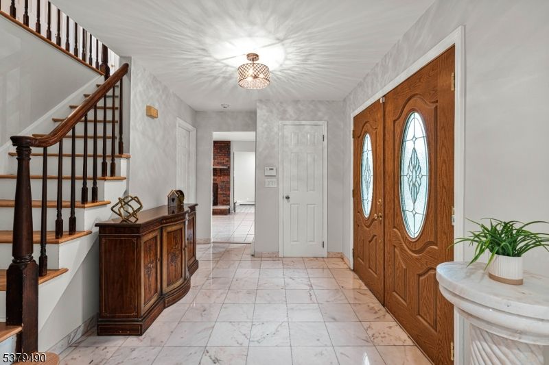 Interior, Marble