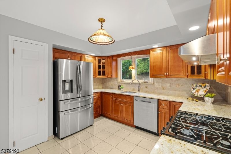 Interior, Kitchen, Pendant Lights, Recessed Lighting