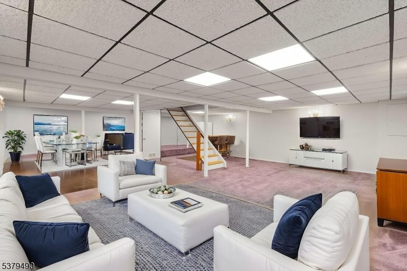 Dining room, Interior, Living room, Recessed Lighting