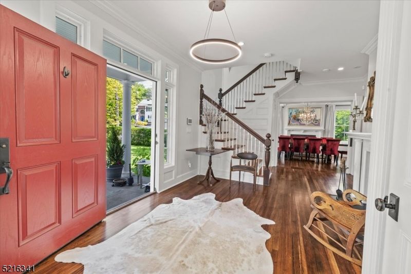 Chandelier, Dining room, Interior, Pendant Lights, Recessed Lighting, Wood Texture Flooring
