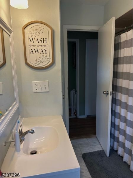 Bathroom, Interior
