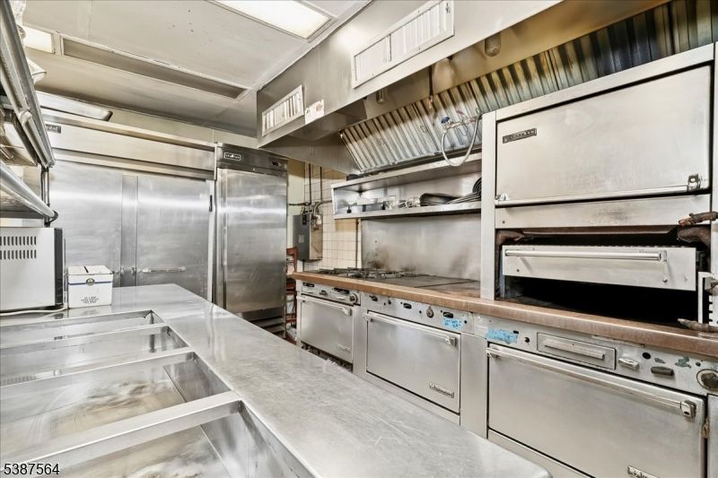 Interior, Kitchen, Stainless Steel Appliances