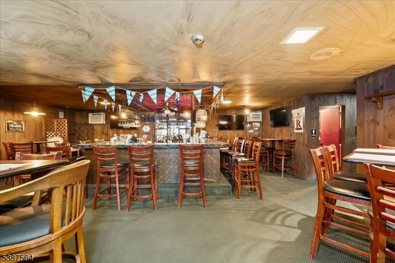 Interior, Recessed Lighting, Wooden Walls