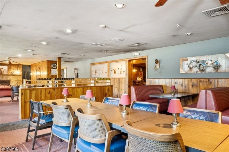 Dining room, Interior, Kitchen, Recessed Lighting