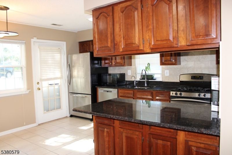 Interior, Kitchen, Pendant Lights, Stainless Steel Appliances
