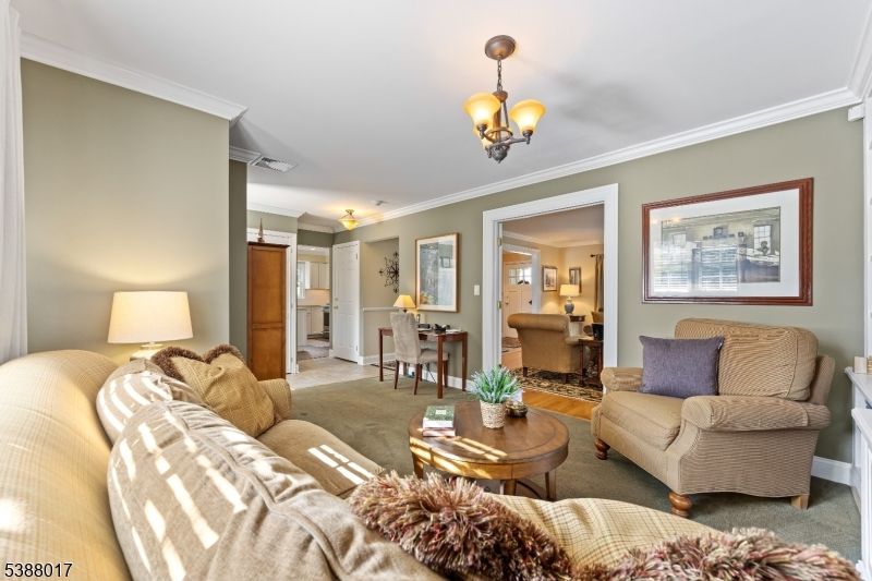 Chandelier, Interior, Living room