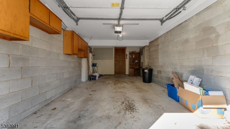 Garage, Interior, Stone Walls