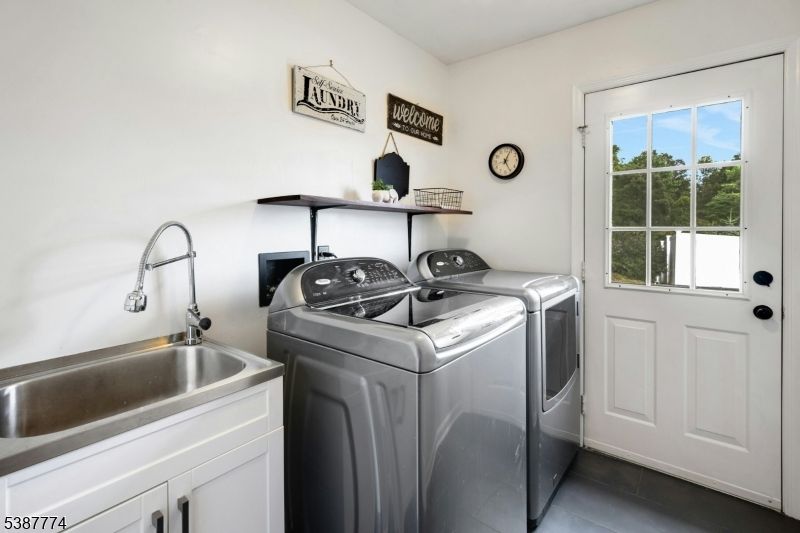 Interior, Washer