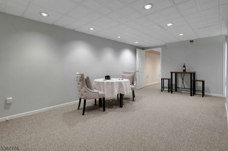 Interior, Recessed Lighting