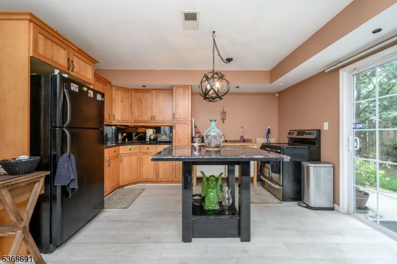 Interior, Kitchen, Pendant Lights, Recessed Lighting
