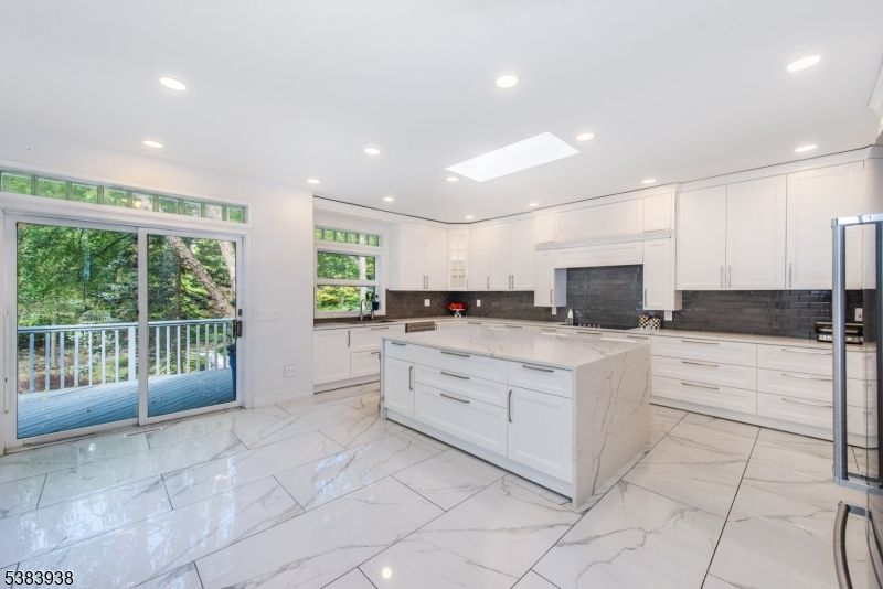 Interior, Kitchen, Marble, Recessed Lighting