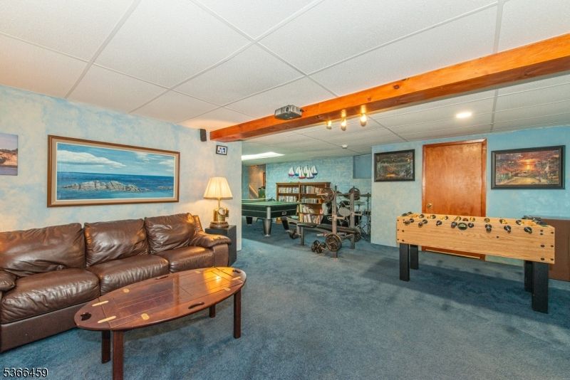 Game Room, Interior, Recessed Lighting