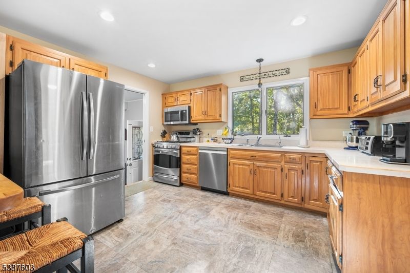 Interior, Kitchen, Pendant Lights, Recessed Lighting, Stainless Steel Appliances