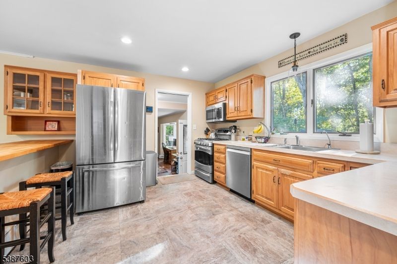 Interior, Kitchen, Pendant Lights, Recessed Lighting, Stainless Steel Appliances