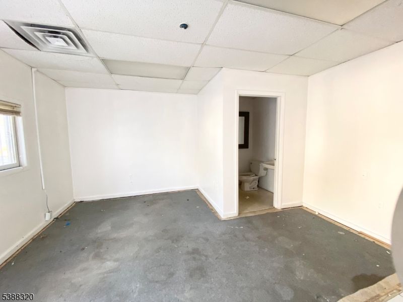 Bathroom, Empty room, Interior