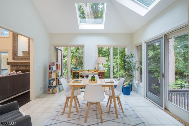 Dining room, Interior, Sun Room