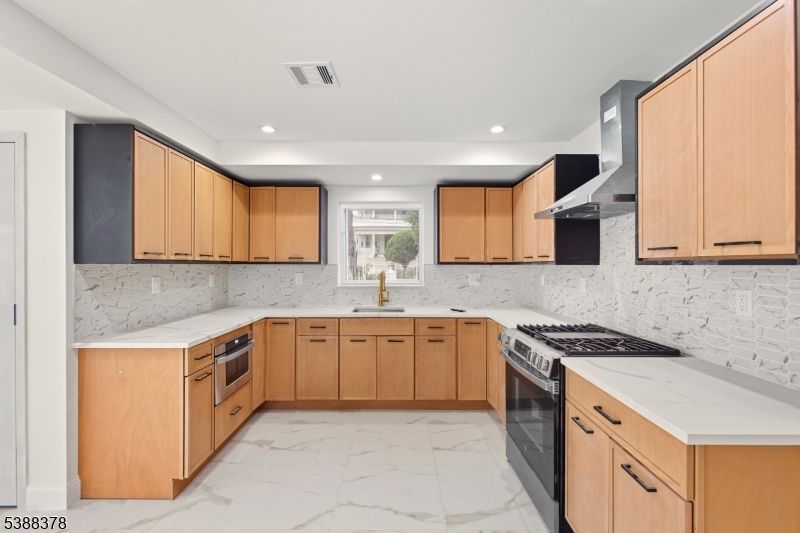 Interior, Kitchen, Marble, Marble Walls, Recessed Lighting