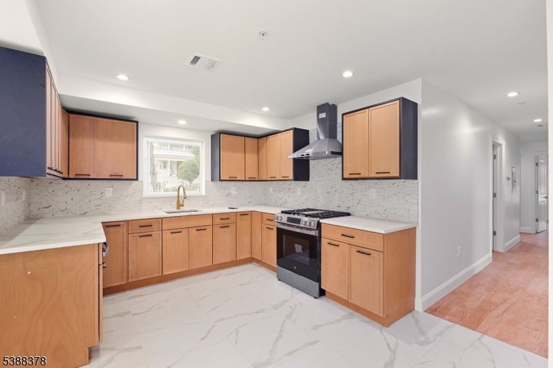 Interior, Kitchen, Marble, Recessed Lighting