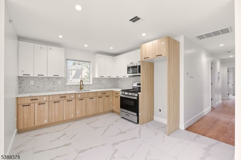 Interior, Kitchen, Marble, Recessed Lighting, Stainless Steel Appliances