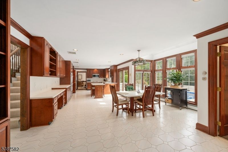 Dining room, Interior, Kitchen, Recessed Lighting