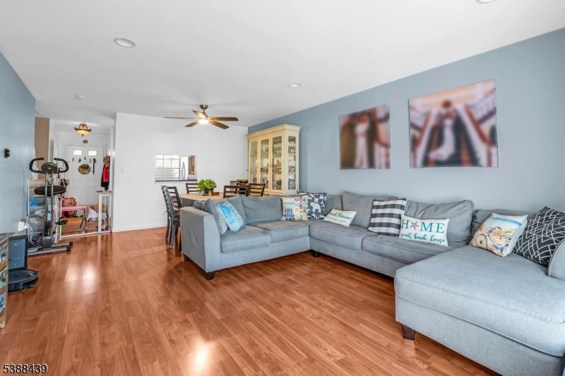 Dining room, Interior, Living room, Recessed Lighting, Wood Texture Flooring