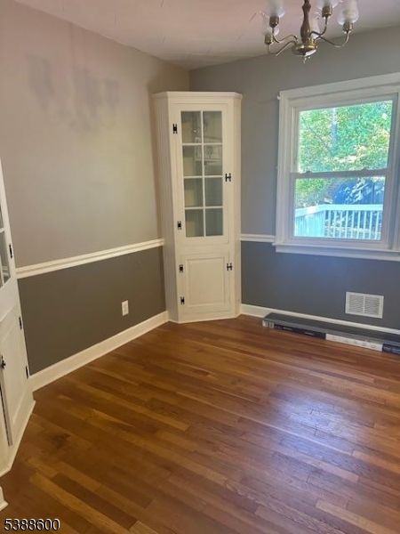 Chandelier, Empty room, Interior, Wood Texture Flooring