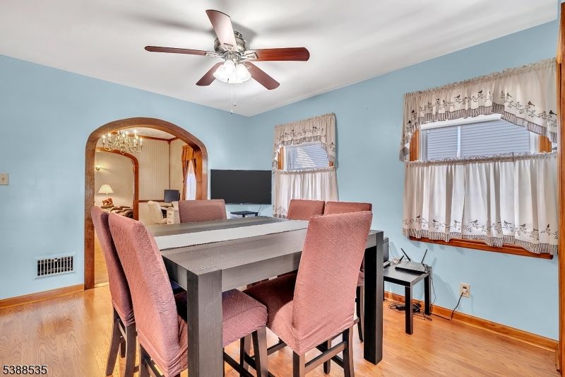 Dining room, Interior, Wood Texture Flooring