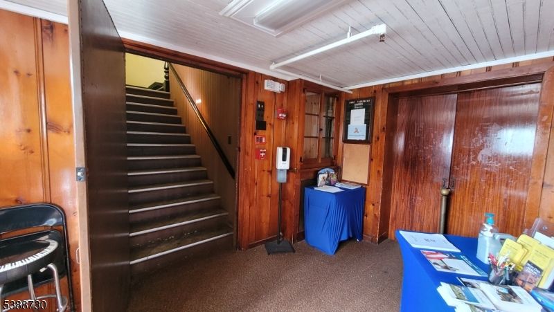 Interior, Wooden Walls