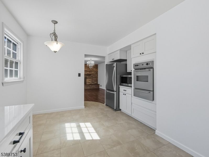 Interior, Kitchen, Pendant Lights, Stainless Steel Appliances
