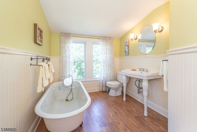 Bathroom, Free Standing Baths, Interior, Wood Texture Flooring