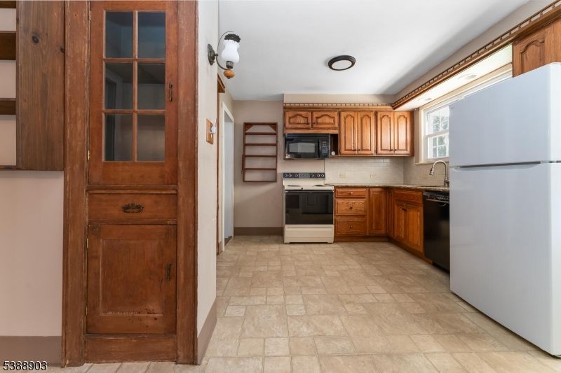 Interior, Kitchen