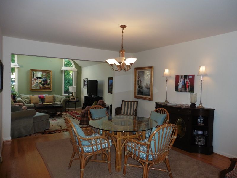 Chandelier, Dining room, Interior, Living room, Wood Texture Flooring