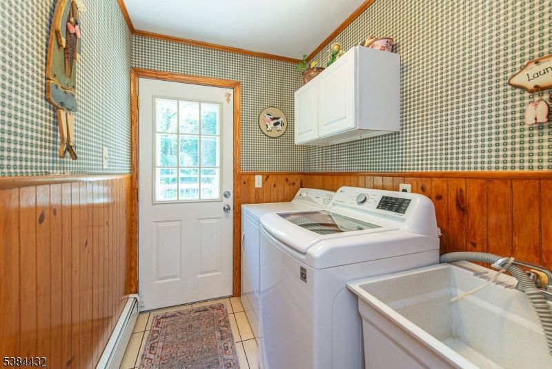 Interior, Washer, Wooden Walls