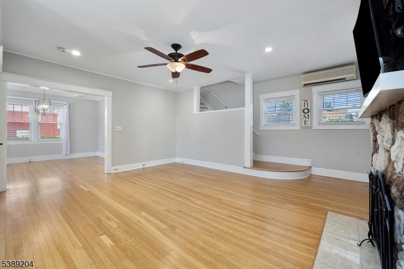 Chandelier, Empty room, Interior, Recessed Lighting, Wood Texture Flooring