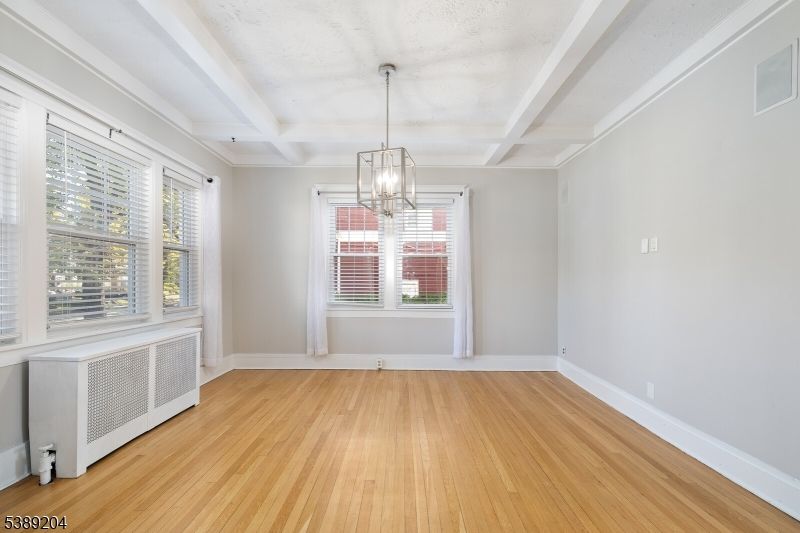 Empty room, Interior, Pendant Lights, Wood Texture Flooring