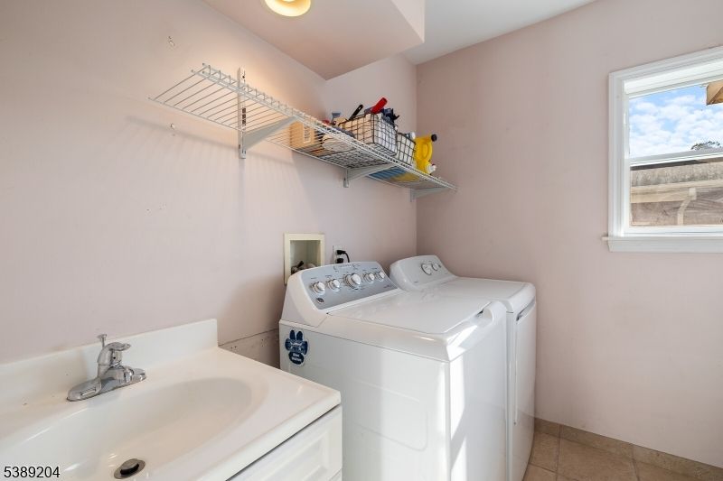 Interior, Recessed Lighting, Washer