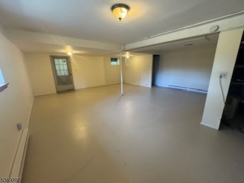 Empty room, Garage, Interior