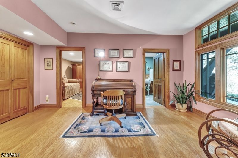 Bedroom, Interior, Piano, Recessed Lighting, Wood Texture Flooring