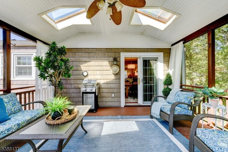 Interior, Sun Room, Wood Texture Flooring