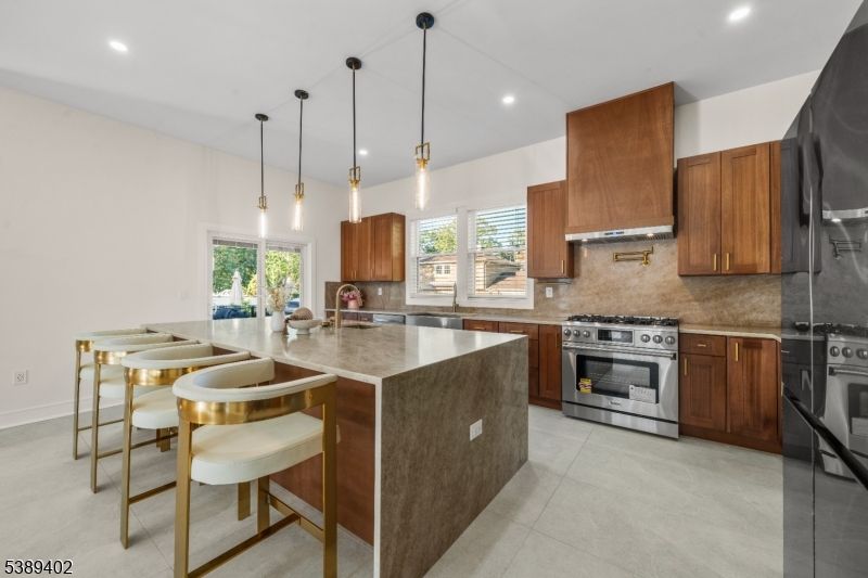 Interior, Kitchen, Pendant Lights, Recessed Lighting, Stainless Steel Appliances