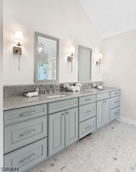 Bathroom, Dual Sink Vanities, Interior