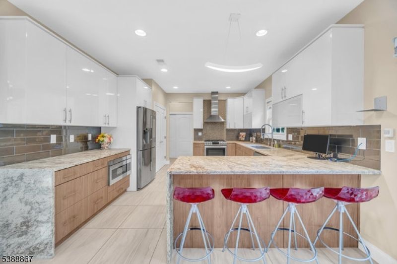 Interior, Kitchen, Pendant Lights, Recessed Lighting, Stainless Steel Appliances