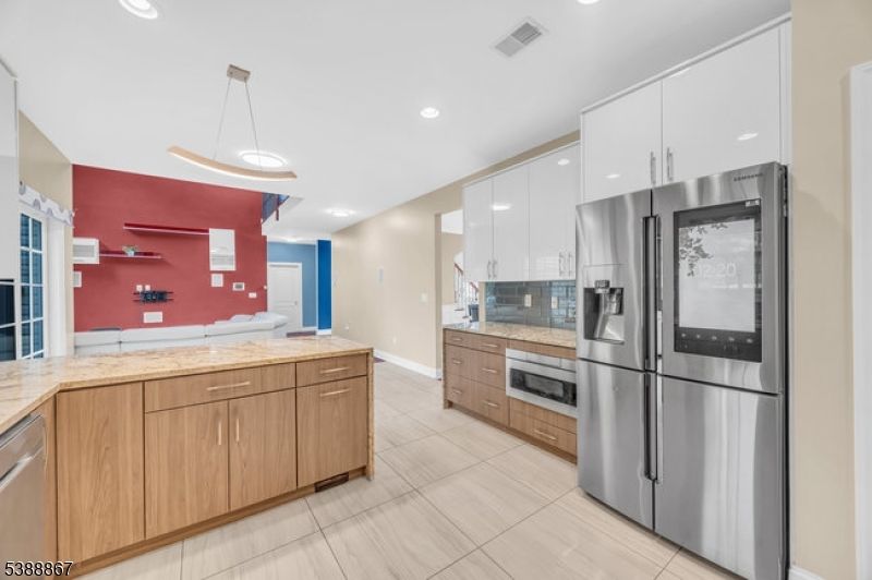 Interior, Kitchen, Pendant Lights, Recessed Lighting, Stainless Steel Appliances