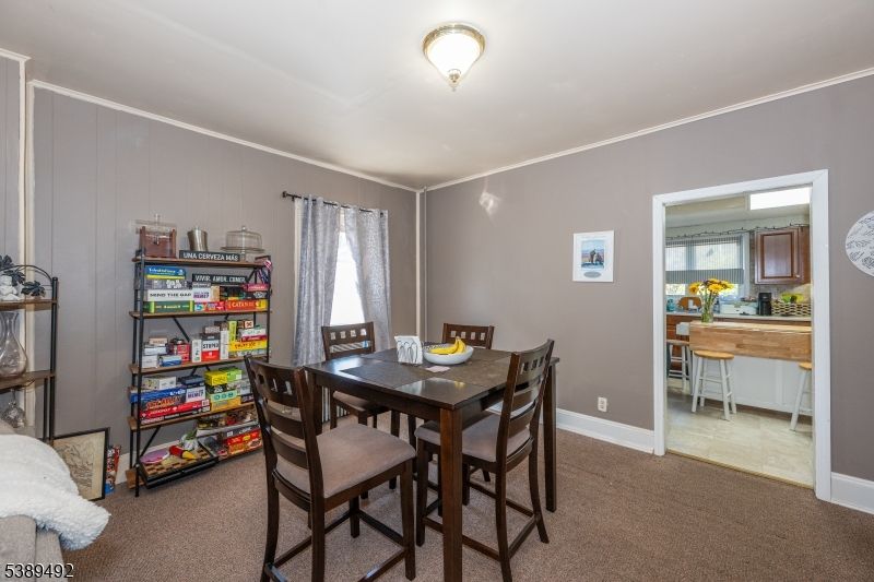 Dining room, Interior