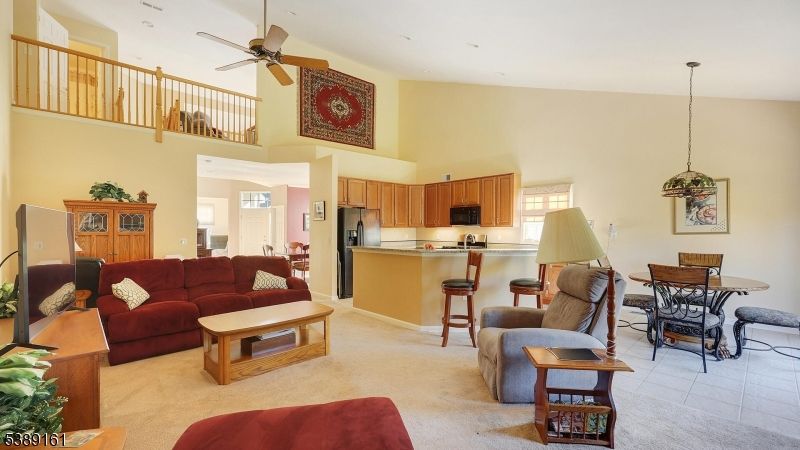 Dining room, Interior, Kitchen, Living room, Pendant Lights, Recessed Lighting, Stainless Steel Appliances