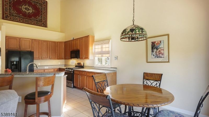 Dining room, Interior, Kitchen, Pendant Lights