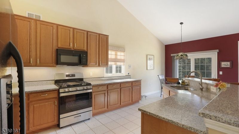 Dining room, Interior, Kitchen, Pendant Lights