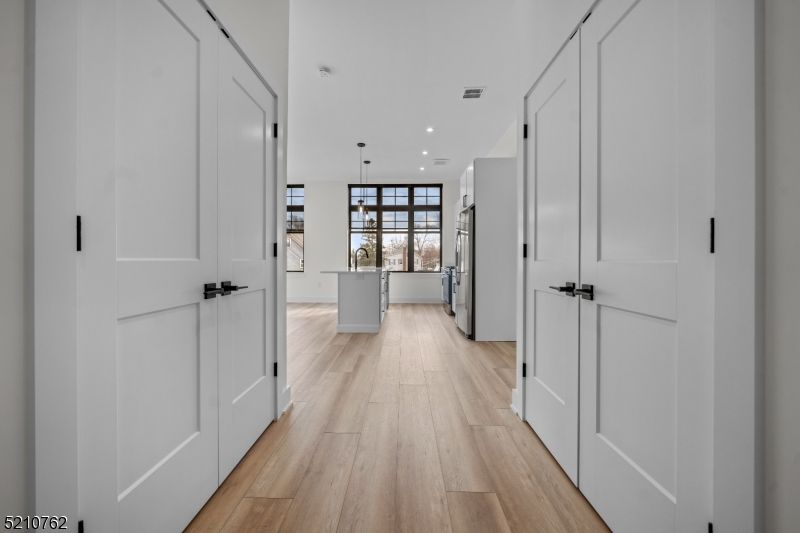 Interior, Pendant Lights, Recessed Lighting, Wood Texture Flooring